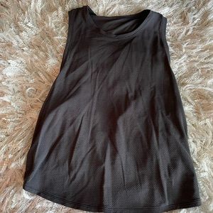 Lululemon cute crop open back top